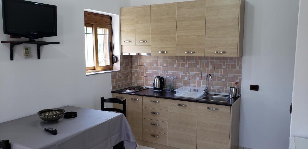 Blue Season Apartment Ksamil Luaran gambar