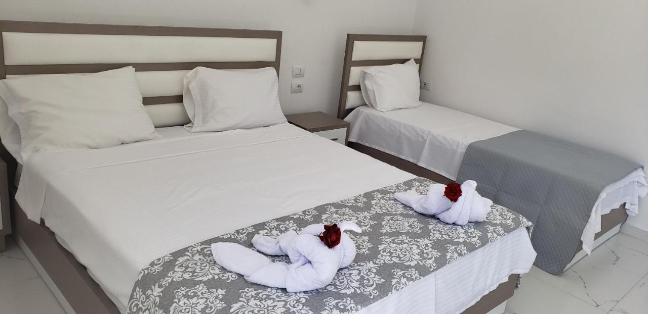 Blue Season Apartment Ksamil Luaran gambar